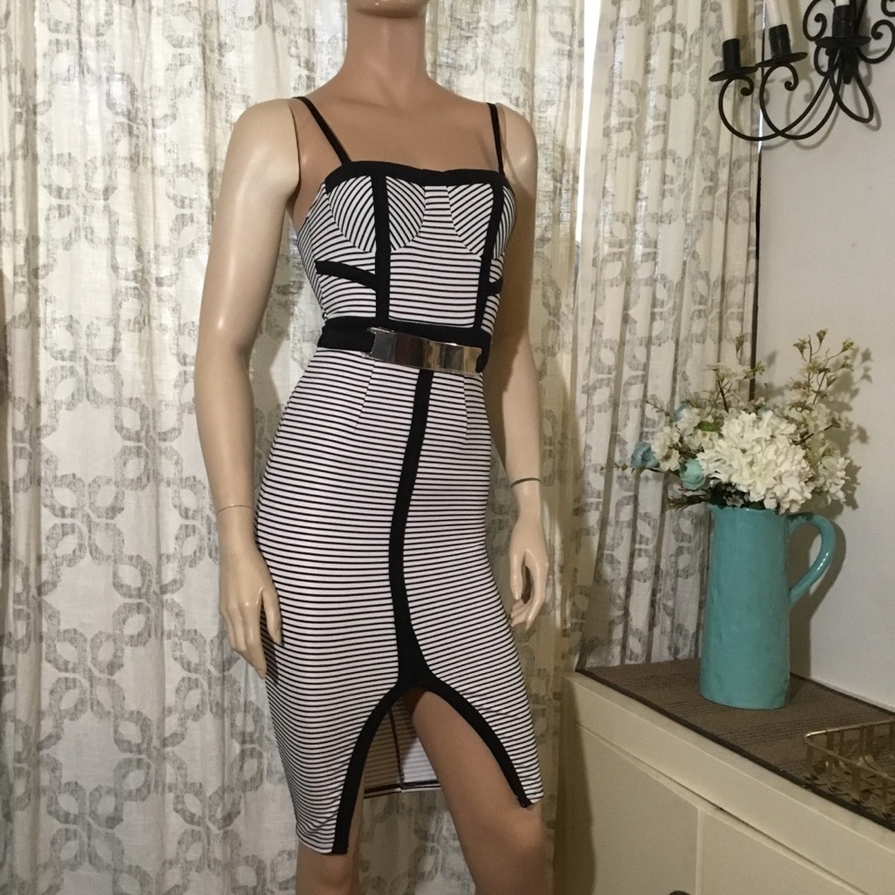 NWT- Material girl juniors bodycon dress (C03 🌺 - Picture 5 of 8